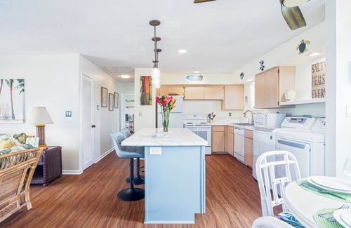 Princeville Condo | Beautiful Ocean & Mountain View Condominium