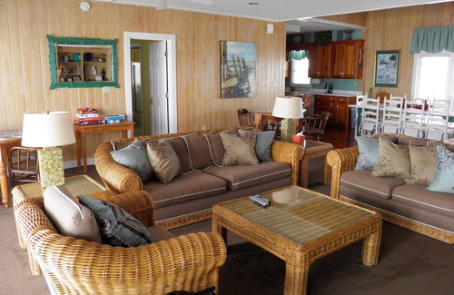 Inlet Harbour House | Beautiful Ocean Front Beach House