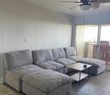 Historic Kailua Village Apartment | Beautiful Ocean View Downtown Getaway