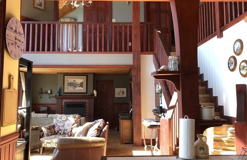 Red House House | Beautiful Oceanfront Home