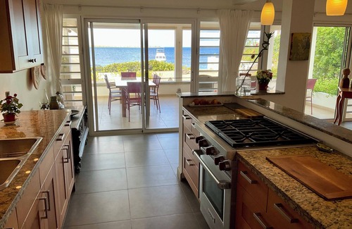 Hato Villa | Beautiful oceanfront villa with beach and great house reef