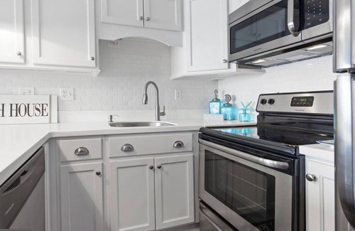 North Ocean City Condo | Beautiful Oceanside condo-everything needed for the perfect beach stay! North OC