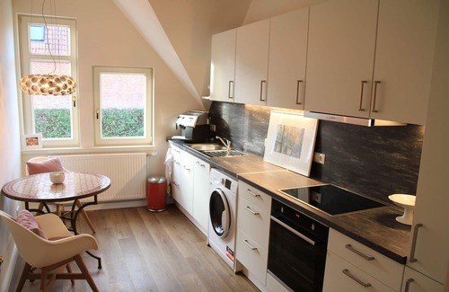 Center Apartment | Beautiful old apartment with city view in the heart of Aurich's pedestrian zone