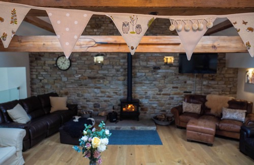 Kelbrook House | Beautiful old barn converted into holiday accommodation with a woodfired hot tub