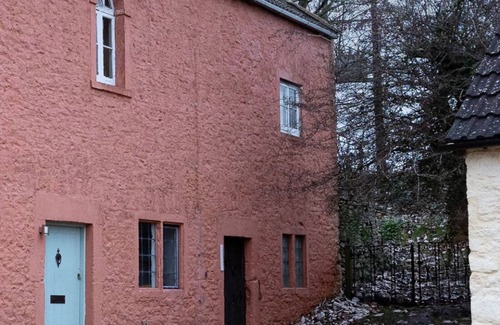 East Horrington House | Beautiful old cottage sleeps 6 near Bath