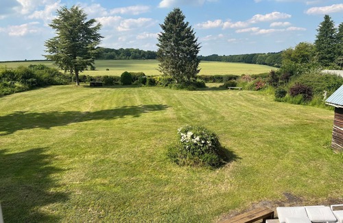 Winchester House | Beautiful old rustic house on two acres of overlooking fields in the back garden