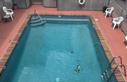 Seaside Heights Condo | Beautiful One bedroom condo with pool