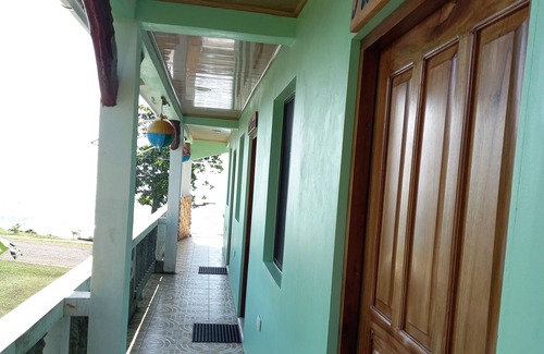 Corn Island House | Beautiful one bedroom with partial view of the Caribbean Ocean