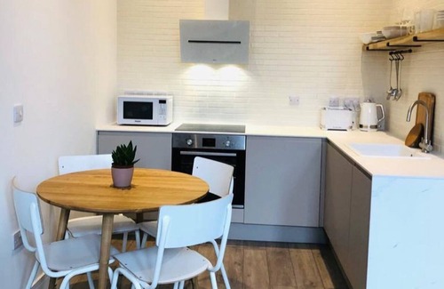 Arbroath Apartment | Beautiful One Bedroom Apartment with additional Sofa Bed, Arbroath centre.