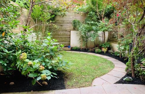 Park Slope House | Beautiful One Bedroom in NYC