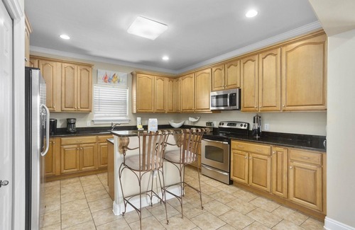 Villa Segunda House | Beautiful Open Concept Home with Private Pool-Steps the Beach!