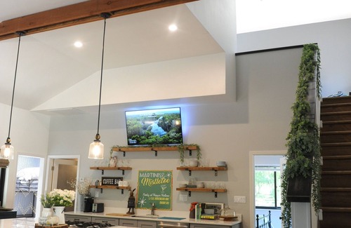 Modesto Other | Beautiful Orchard House on the Farm