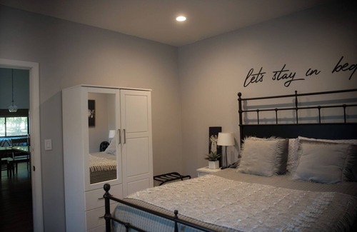Modesto Other | Beautiful Orchard House on the Farm