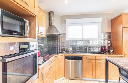 Bretteville-sur-Ay House | Beautiful private villa for 6 people with WIFI, TV, terrace, pets allowed and parking