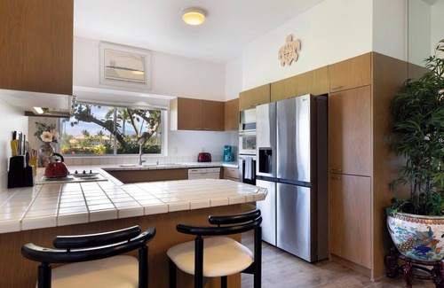 Waikoloa Condo | Beautiful patio views, on golf course, spacious interior!