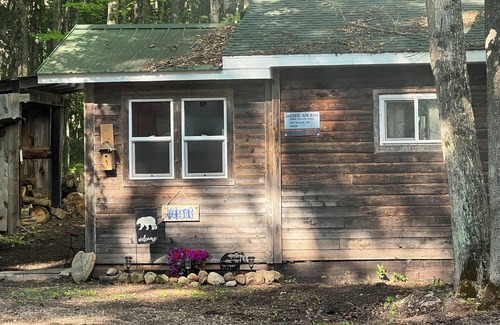 Northland Cabin | Beautiful, Peaceful cabin off trail 33, on 292 acres.