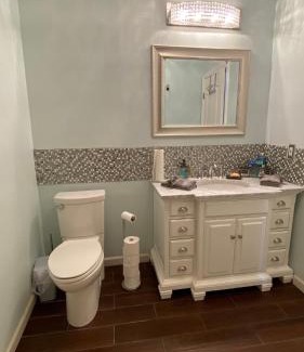 Madera Villa | Beautiful peaceful desirable home in Madera Rancho