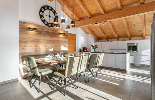 Lauterbach Apartment | Beautiful penthouse near the Brixen ski area