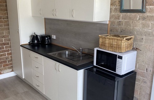 Mittagong Cottage | Beautiful pet friendly accommodation in Mittagong's blue ribbon precinct