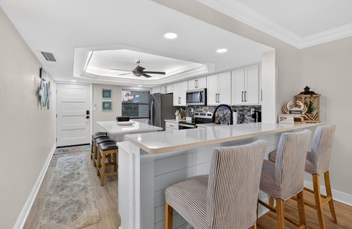 Sanibel Condo | Beautiful Pointe Santo. Pool and Spa are now OPEN. Welcome back to Sanibel.