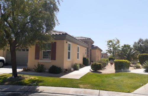 Indio House | Beautiful pool & spa
