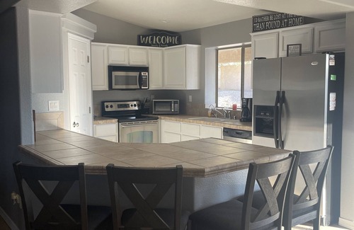 Lake Havasu City House | Beautiful Pool Home