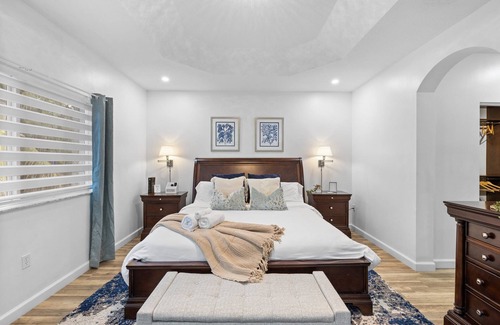 Country Walk House | Beautiful PoolSide Vacation Home w/Cinema Game Rm