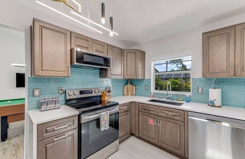 Port Orange House | Beautiful Port Orange Pool Home, in quiet neighborhood.