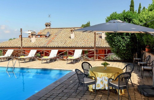 Monte Compatri Villa | Beautiful private villa with private pool, WIFI, A/C, TV, patio, pets allowed and panoramic view