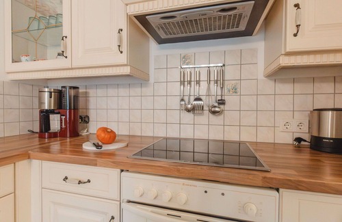 Bad Gastein House | Beautiful private villa for 4 guests with WIFI, TV, terrace, pets allowed and parking