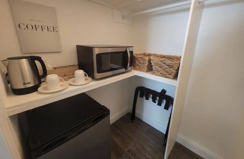 Ballast Point Apartment | Beautiful Private Bedroom in South Tampa