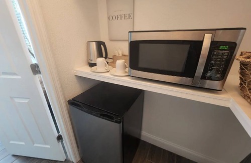 Ballast Point Apartment | Beautiful Private Bedroom in South Tampa