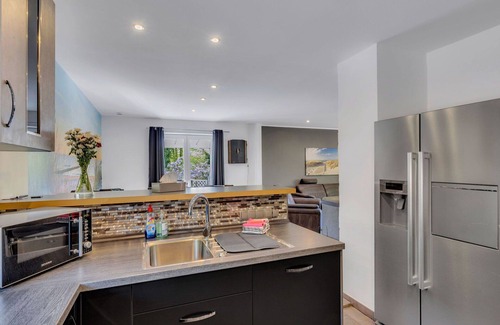 Wingst House | Beautiful private villa for 8 people with WIFI, TV, terrace, pets allowed and parking