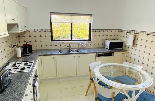 Carvoeiro Villa | Beautiful private enclosed villa with AC & heated pool overlooking golf course