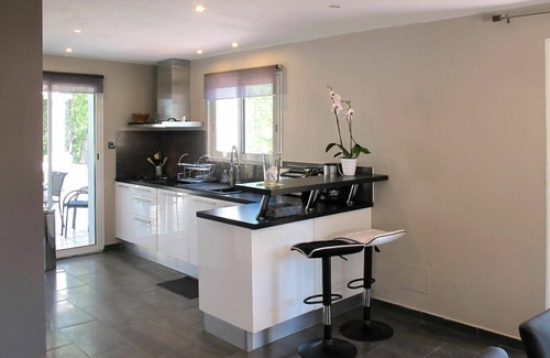 Bagnols-en-Foret House | Beautiful private villa for 6 people with WIFI, private pool, TV, terrace and pets allowed