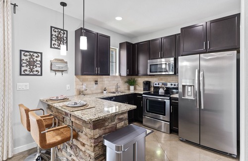 North Central Carrollton House | Beautiful Private Guest House