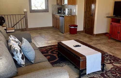 Cedar City House | Beautiful Private Guest house, extra large soaking tub!