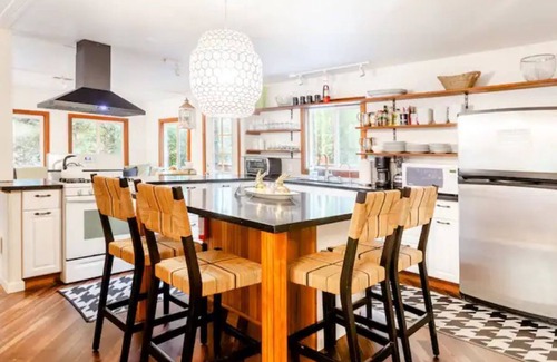 Guerneville House | Beautiful Private Home in the Woods Near The River