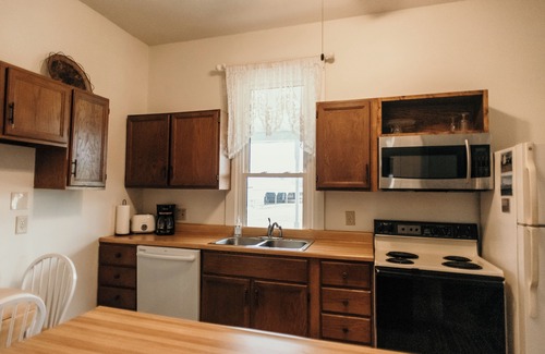 Highland  Vermillion County Other | Beautiful private home just a short drive to 2 state parks. Easy access to I-74.