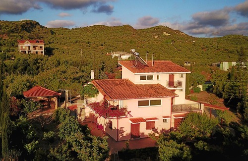 Kakovatos House | Beautiful private home in Zacharo