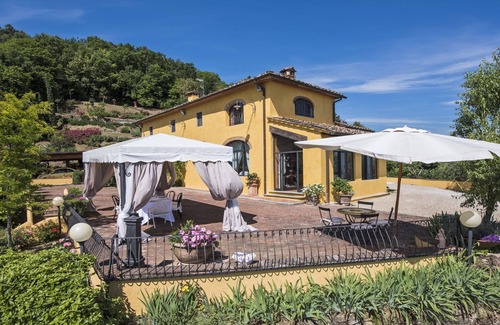 Casalguidi Villa | Beautiful private villa with private pool, WIFI, A/C, TV, terrace, panoramic view and parking