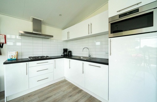Municipality of Waalwijk House | Beautiful private villa for 4 guests with WIFI, pool, TV, terrace and parking