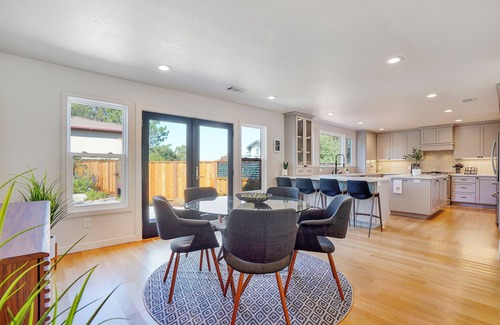 Castro Valley House | Beautiful private home w/large backyard in quiet neighborhood in Castro Valley