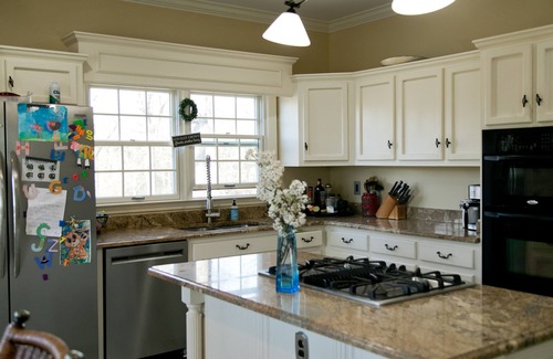 Olive Branch House | Beautiful Private Home on 2+ Acres