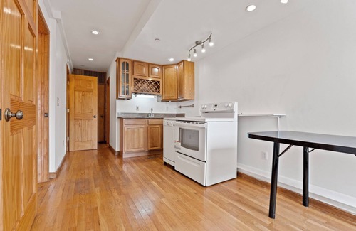Outer Richmond Apartment | Beautiful Private Flat in Sea Cliff