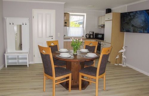 Loissin House | Beautiful private villa for 4 guests with WIFI, A/C, TV, terrace and pets allowed