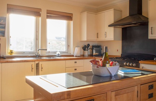 Staffin House | Beautiful private villa for 6 guests with WIFI, TV and parking