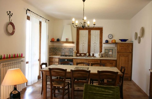 Lucignano Villa | Beautiful private villa for 12 people with WIFI, private pool, TV, balcony and parking