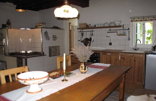 Schwanberg House | Beautiful private villa for 5 people with TV, patio, pets allowed and parking