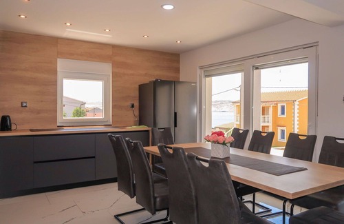 Prizna House | Beautiful private villa for 8 people with A/C, private pool, WIFI, TV and terrace